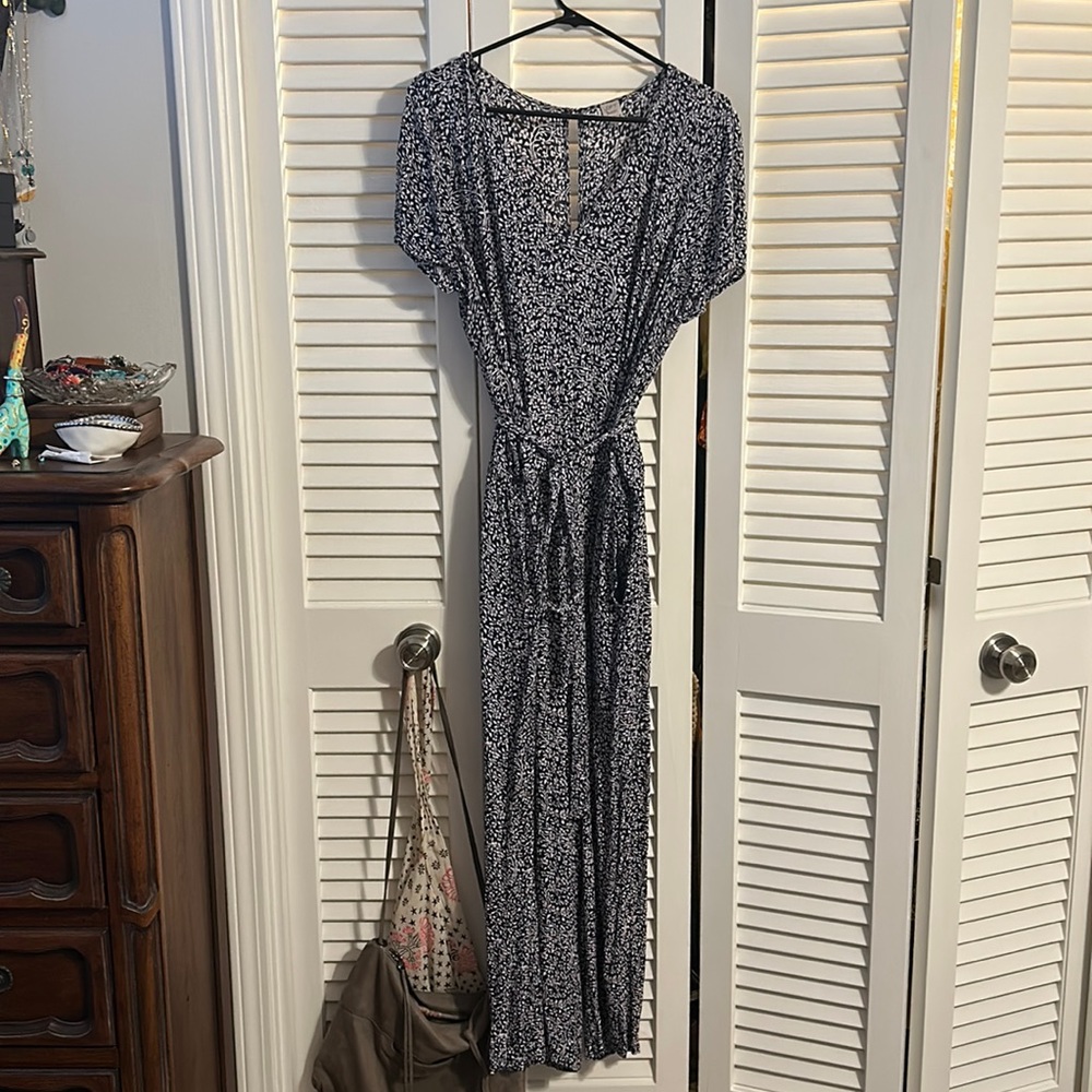 Loft XL Hawaiian blue and white romper ankle length